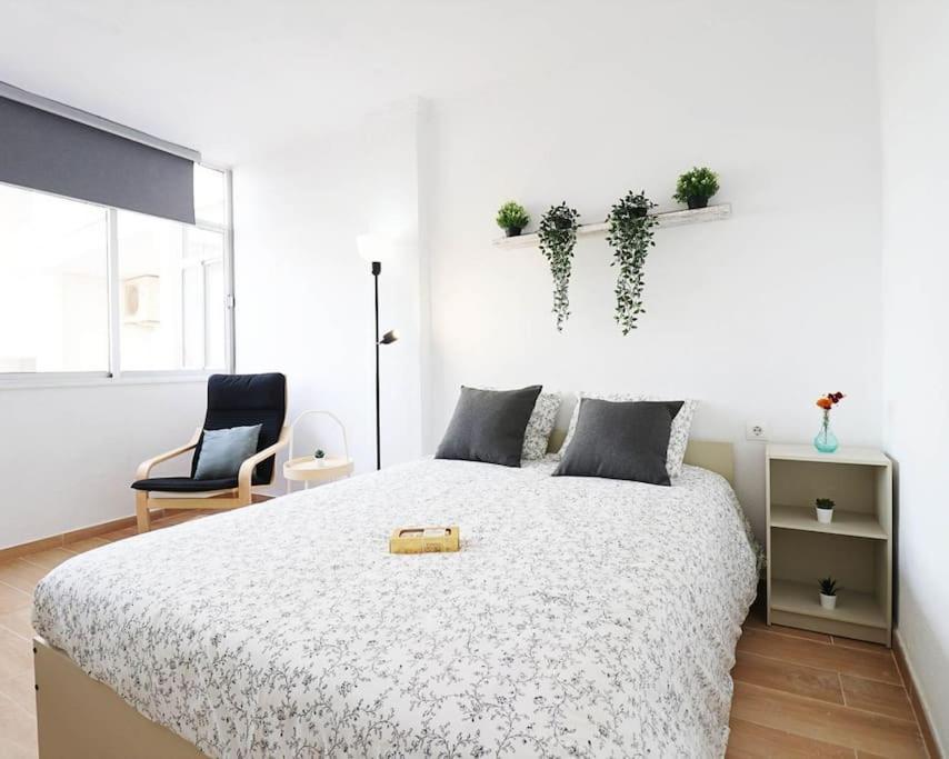 Brand New Apartment. 400 Meters Best Beach Torrevieja Eksteriør billede